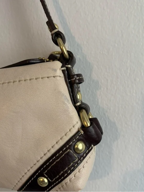 Coach Micro Mini Carly Gold Hardware - Picture 6 of 8